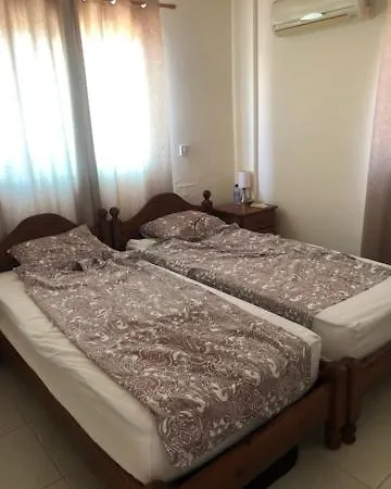 Paralimni * Παραλίμνι